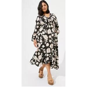 Torrid Women’s Dress Midi Washable Crinkle Gauze Ruffle Surplice Black Floral 3